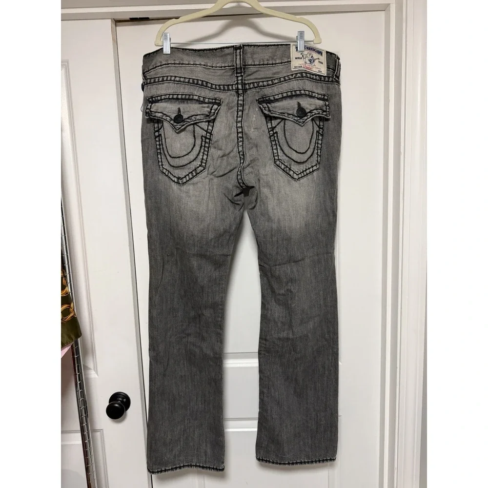True Religion, Men's Straight W/Flap Super T Jeans, Mens Size 40